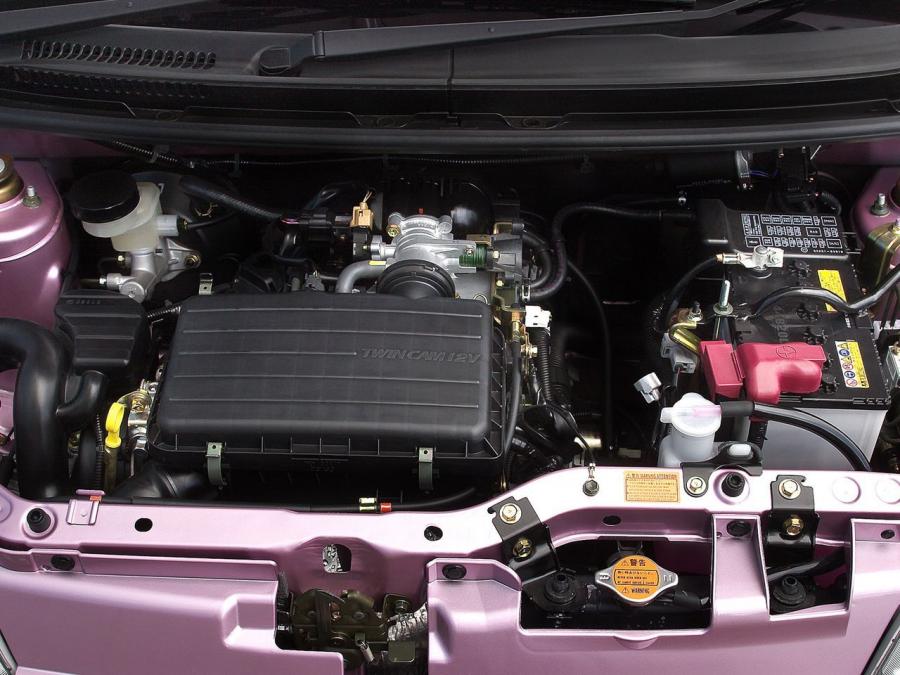  Daihatsu Charade 3-Door 2003 года  (UK) (фото 3 из 7)